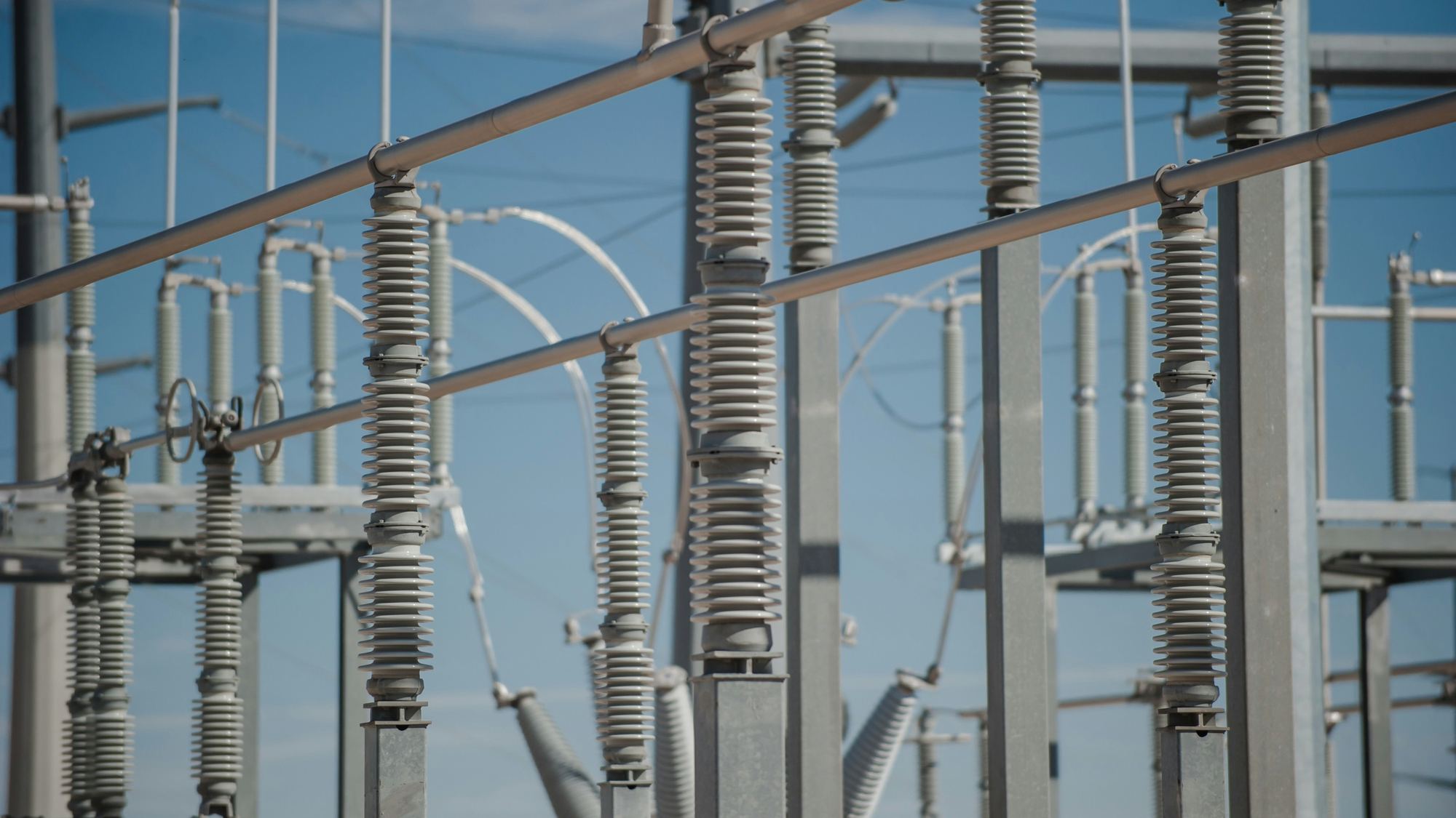Insulators and busbars in a high-voltage substation